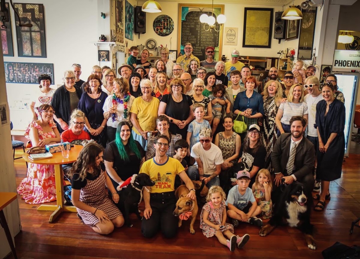 A full house of regulars and their dogs at Article